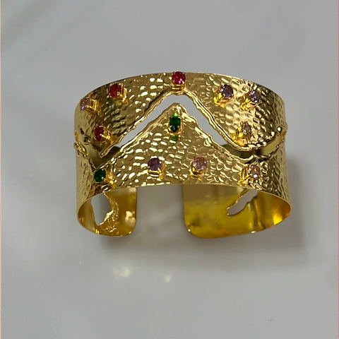 Cuff/pulseras / bangles doradas